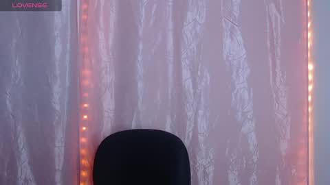 Snapshot of anita23_ chatting on 05/13/26, 01:25 ANITTA online show from 05/13/26, 01:25