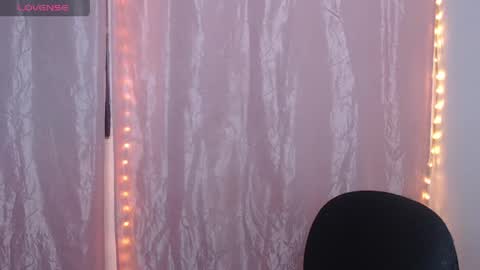 Snapshot of anita23_ chatting on 05/21/26, 01:12 ANITTA online show from 05/21/26, 01:12