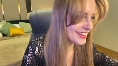 Anita online show from 03/12/26, 01:01