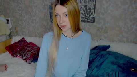 anita_moon_ online show from 02/25/25, 01:09