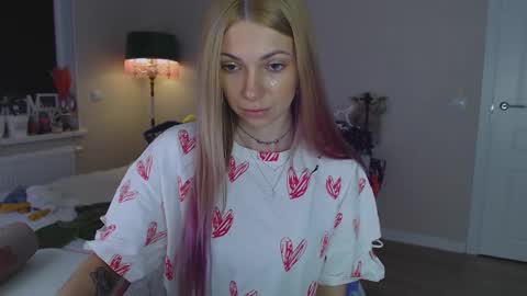 anita_moon_ online show from 11/03/25, 12:57