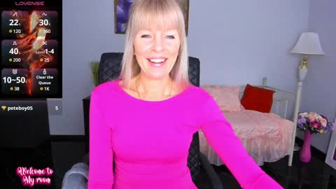 Snapshot of anita_tayson chatting on 12/06/24, 07:32 Anita online show from 12/06/24, 07:32