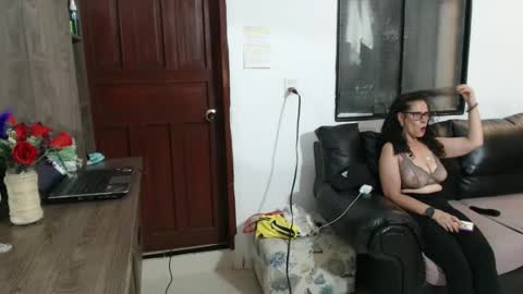 Anitabig69 online show from 10/07/25, 08:06