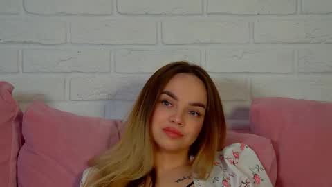 AnitaVenture online show from 05/07/26, 04:18