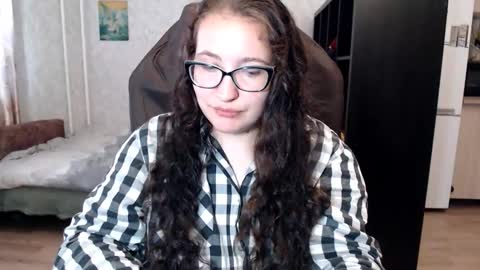 Nameless online show from 09/12/25, 04:23