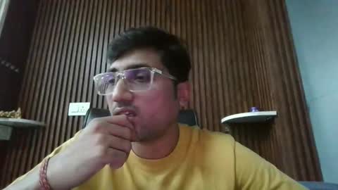 Snapshot of ankur1722 chatting on 05/28/26, 07:38 Slave looking for Mistress online show from 05/28/26, 07:38