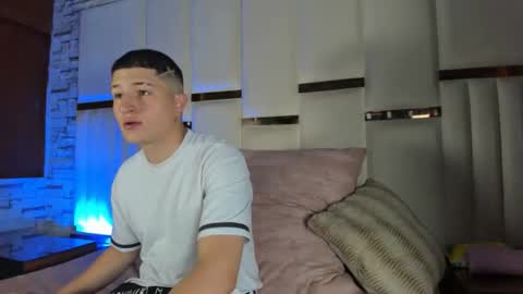 ANGEL AND TEFY online show from 04/13/26, 04:12