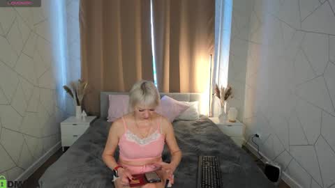ann_annise online show from 02/05/26, 02:27