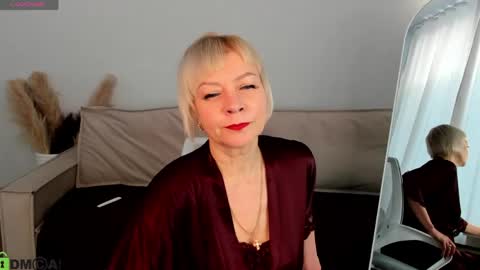 ann_annise online show from 04/18/26, 12:36