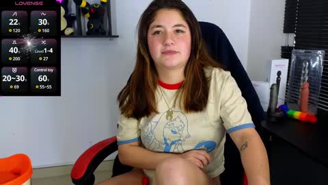 Snapshot of ann_cohen chatting on 01/06/25, 07:45 Only fans   online show from 01/06/25, 07:45