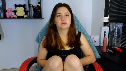 Snapshot of ann_cohen chatting on 02/05/25, 02:05 Only fans   online show from 02/05/25, 02:05