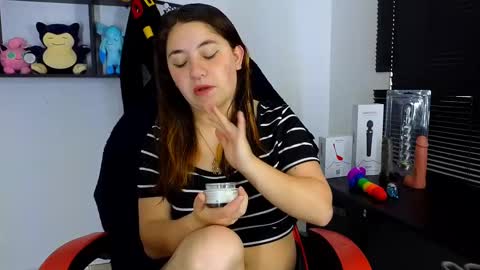 Snapshot of ann_cohen chatting on 02/26/25, 12:58 Only fans   online show from 02/26/25, 12:58