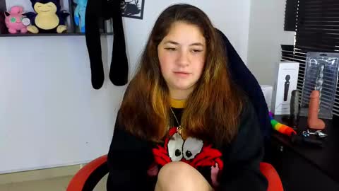 Snapshot of ann_cohen chatting on 03/04/25, 02:32 Only fans   online show from 03/04/25, 02:32