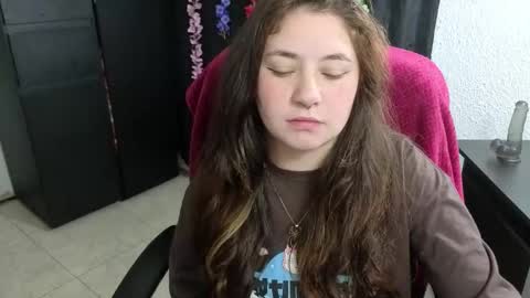 Snapshot of ann_cohen chatting on 09/16/25, 01:39 Only fans   online show from 09/16/25, 01:39