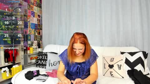 Snapshot of anna127moon chatting on 12/03/24, 02:47 Anna online show from 12/03/24, 02:47