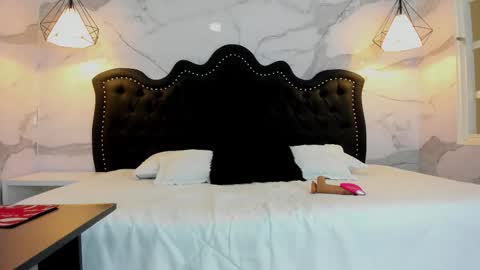 Ana  online show from 11/27/25, 11:45