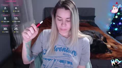 Anadirectgirl online show from 12/19/24, 10:13