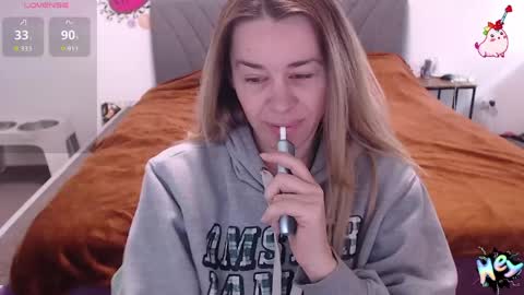 Snapshot of anna_ana chatting on 05/30/26, 08:00 Anadirectgirl online show from 05/30/26, 08:00