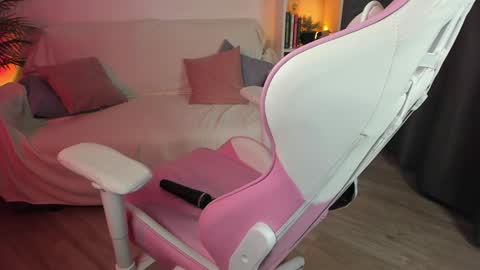 AnnaThe next stream is tomorrow online show from 12/03/24, 06:37