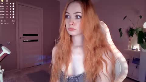 Snapshot of anna_bronson chatting on 06/14/26, 06:04 Anna online show from 06/14/26, 06:04