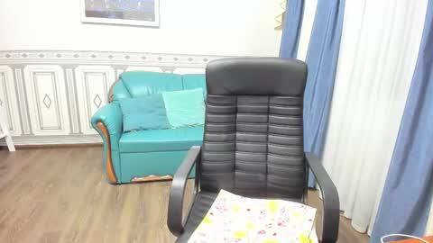 Snapshot of anna_ditrih chatting on 03/12/25, 03:51 Anna Ditrih online show from 03/12/25, 03:51