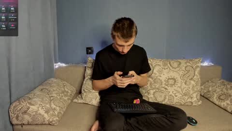 Snapshot of anna_jason chatting on 12/08/24, 04:14 Fansly Jason sweet ass online show from 12/08/24, 04:14