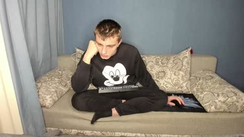 Snapshot of anna_jason chatting on 12/20/24, 04:31 Fansly Jason sweet ass online show from 12/20/24, 04:31