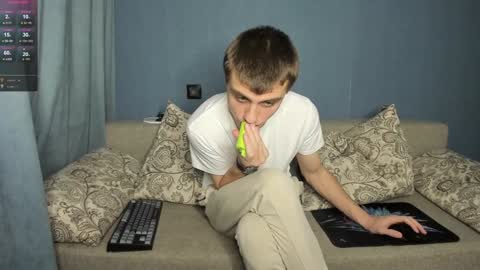 Snapshot of anna_jason chatting on 12/29/24, 10:14 Fansly Jason sweet ass online show from 12/29/24, 10:14