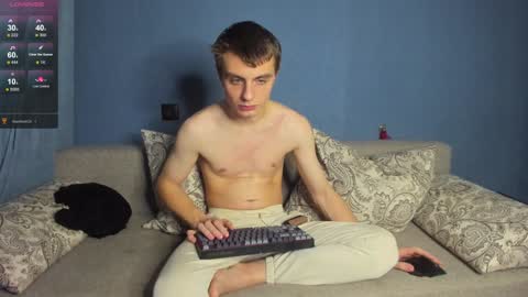 Snapshot of anna_jason chatting on 01/15/25, 08:48 Fansly Jason sweet ass online show from 01/15/25, 08:48