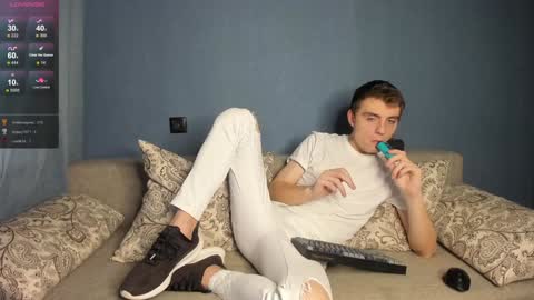 Snapshot of anna_jason chatting on 01/22/25, 07:57 Fansly Jason sweet ass online show from 01/22/25, 07:57