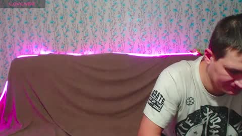 AnnaJake online show from 11/17/25, 09:48