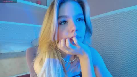 Anna online show from 02/09/25, 04:46