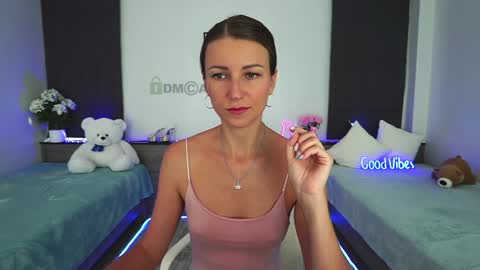 Anna Shine online show from 01/11/25, 08:00