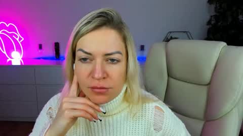 Snapshot of anna_snow9 chatting on 10/22/25, 06:02 anna_snow9 online show from 10/22/25, 06:02