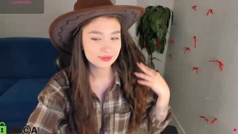 Snapshot of anna_way chatting on 04/27/26, 01:03 Anna GMT 2 Mon-Wed Sat 0300am-0900am Thu 1100AM-300PM online show from 04/27/26, 01:03