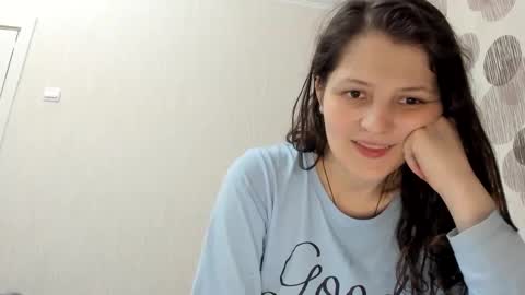 annaahcharm online show from 01/05/25, 09:15