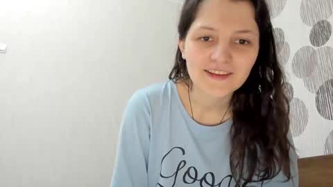 annaahcharm online show from 01/20/25, 08:30