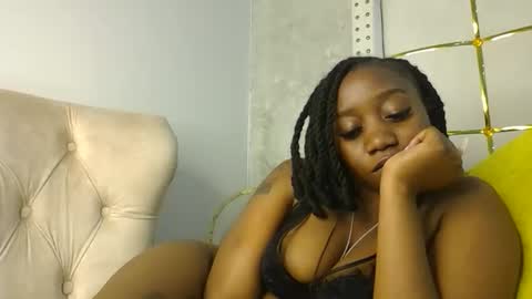 Annabel online show from 09/25/25, 12:25