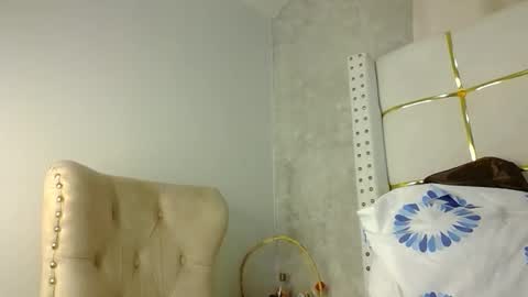 Annabel online show from 09/29/25, 07:19