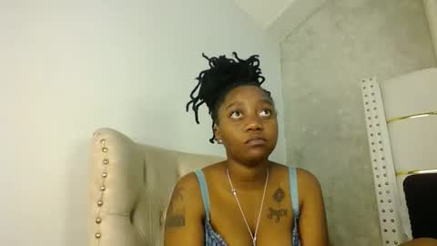 Annabel online show from 10/17/25, 07:49