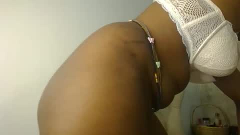 Annabel online show from 10/20/25, 04:51