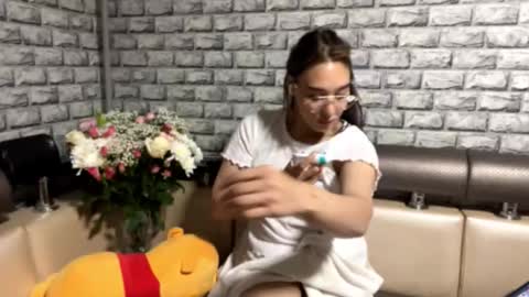 Sarah online show from 10/02/25, 03:30