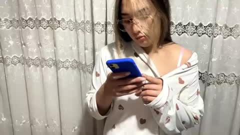 Sarah online show from 10/13/25, 02:28