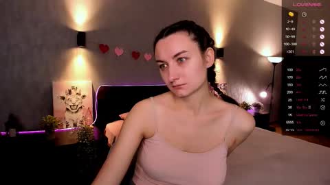 Snapshot of annacooleman_ chatting on 09/13/25, 02:11 Anna online show from 09/13/25, 02:11