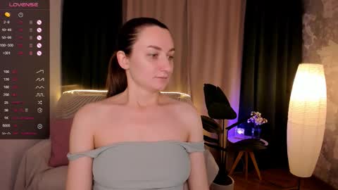 Snapshot of annacooleman_ chatting on 09/19/25, 02:24 Anna online show from 09/19/25, 02:24