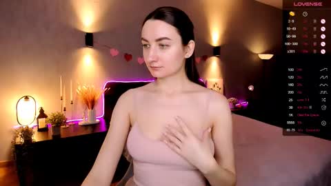 Anna online show from 11/11/25, 02:33