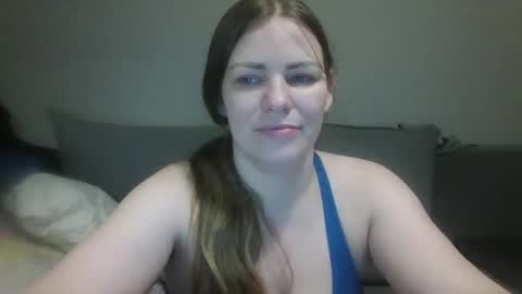 Snapshot of annadiamond1 chatting on 12/27/24, 11:17 annadiamond1 online show from 12/27/24, 11:17