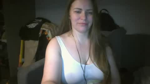 Snapshot of annadiamond1 chatting on 01/28/25, 10:23 annadiamond1 online show from 01/28/25, 10:23