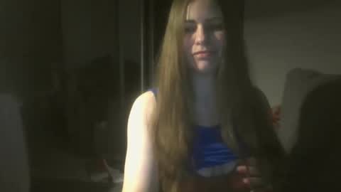 Snapshot of annadiamond1 chatting on 10/13/25, 10:32 annadiamond1 online show from 10/13/25, 10:32