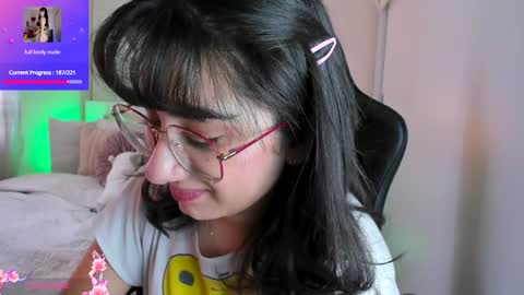 Snapshot of annadu011 chatting on 01/10/25, 05:13 Annadu011 online show from 01/10/25, 05:13